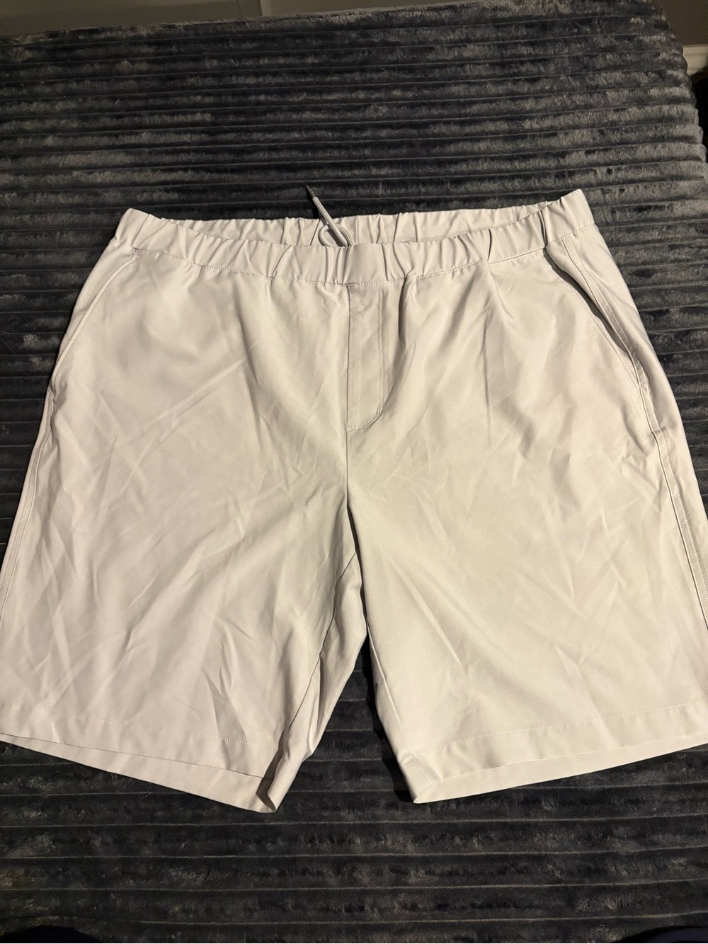 Men's Lightweight Elastic Waist Shorts - Tan